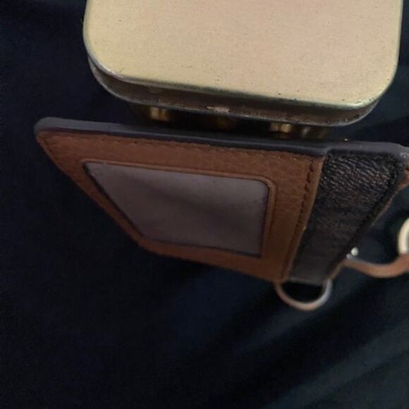 Michael Kors Jet Set Studded Coin wallet - Picture 4 of 7